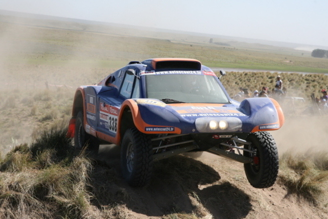Caméra embarquée dans le buggy du Dakar 02